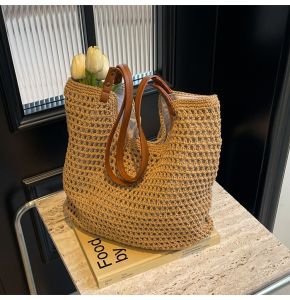 Summer Large Capacity Straw Woven Tote Bag Beach Sandals Women Commuting Single Shoulder Bag Urban Simple Style Soft Fabric