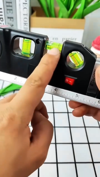 **HOT SELLING** 2025 NEW Multipurpose laser spirit level Built-Inn 8 Feet Measure Tap - Ruler, Laser Spirit Level Laser beam Line for Photos Frame Picture Hanging, TV Bracket, Carpenter Door frame Bricklayers Brick Wall Floor. 三合一激光水平尺