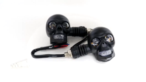 2PC Skull Style LED Turn Signal Motorcycle Direction Lights Flasher Siganl Lamp Moto Taillight LED Indicator Light Driving Light