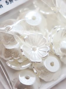 Japanese Partsclub Five Flowers Resin Pearlescent White Pearl Flower Elegance Woven Parts DIY Ornament Accessories