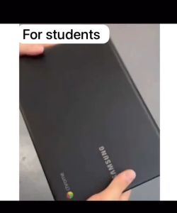 Smsung laptop for students and business(chromebook) play store tiktok zoom meeting all apps