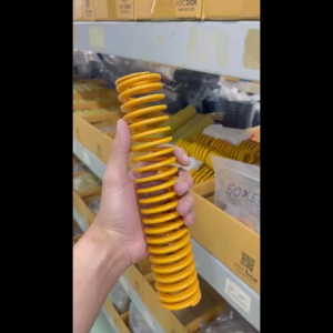 สปริงแม่พิมพ์ แรงกดเบามาก สีเหลือง ขนาด OD8 OD10 OD12 OD14 OD16 OD18 OD20 ความยาว 10-100 mm พร้อมส่ง