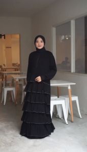 Abaya Neyna (Rempel Susun) 6Layer Gamis Jubah Hitam Arab Turki Turky Maroko Mesir Saudi Madinah Dubai India Murah Umroh Haji Mewah Premium Bordir Baju Muslimah Pabrik Abaya Bangil  Pakaian Wanita Simple Remaja Sporty Unik Syari JetBlack