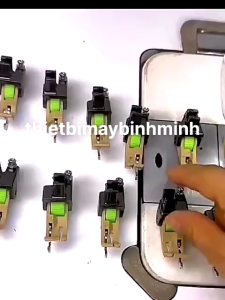 Chân vịt NHỰA SP18 DIỄU MÍ CHỐNG NHĂN lắp cho máy may 1 kim công nghiệp (GIÁ 1 CÁI)