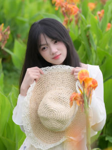 Womens Sun Protection Straw Hat Breathable Lace Summer Hat Large Brim UV Protection Hat Cute Butterfly Knot round Top Hat