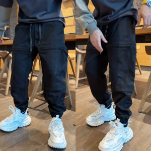 กางเกงทำงานทรงหลวมสไตล์ใหม่ฤดูใบไม้ผลิและฤดูใบไม้ร่วงสำหรับผู้ชาย กระเป๋าใหญ่ ทรงเอวกลาง กางเกงขายาวลำลอง ทรงสปอร์ต ทรงเข้ารูป