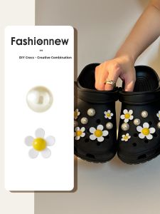 FENKAN | Pearl Chrysanthemum Decorative Shoe Accessories