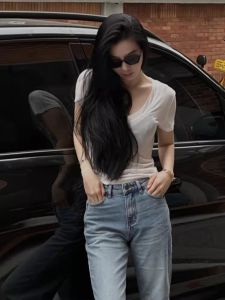 Slim Fit V-Neck Short Sleeve T-Shirt Womens Fashionable Summer New Style Lightweight Breathable Sweat Absorbent Solid Color Top