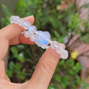 Q403 Vòng hạt đá Moonstone 8li mix hồ ly Moonstone ánh sáng xanh đẹp mãn nhãn hợp Kim & Thủy - Phong Thủy TUDO