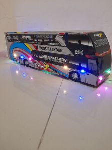 Miniatur bus rosaliaindah