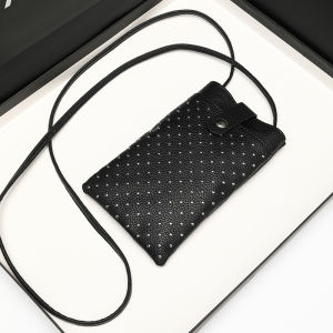 Summer Lightweight Soft Leather Mobile Phone Bag Trendy Rivet Mini Crossbody Shoulder Bag Fashionable Small Square Bag