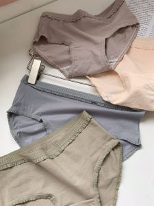 กางเกงชั้นในทรงสามเหลี่ยมผ้าฝ้ายแท้เอวกลางสำหรับผู้หญิง กางเกงชั้นในชายโครงบาง ลายดอกไม้ ป้องกันแบคทีเรีย ระบายอากาศได้ดี ผลิตจากจีน