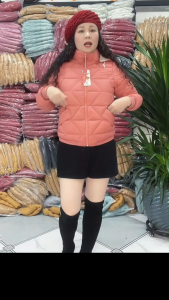 C2. Áo Phao Lông Vũ Siêu Nhẹ Dáng Lửng Nữ Có Mũ Tháo Rời Nhiều Size M-2XL Chất Mềm Mại Giữ Ấm tốt phù hợp thời tiết lạnh Mùa Đông phong cách sang trọng