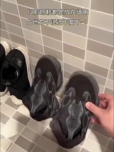 Windproof Shoe Drying Hanger 360° Rotatable Double Hook Hanging Shoe Rack Balcony Laundry Drying Organizer Tool