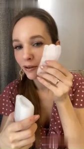 Gua Sha Scraping Board: A Comprehensive Guide