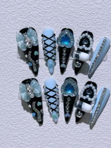 Y2K Spicy Girl Wearable Nail Art Handmade Dark Blue Heart Butterfly Knot Detachable Fake Nails Easy Application Nail Stickers