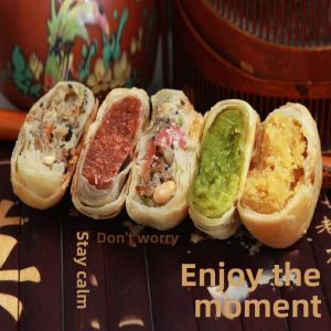 Su Style Flaky Crust Five Nuts Mooncake Traditional Snack