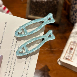 PINK EMPRESS | Blue Transparent Fish Clip Front And Side Hairstyle Clips