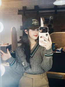  14 15Pro Max Silicone Case Cute Cartoon Bear Gradient Large View Window 3D Coffee Bear Female Model Popular Internet