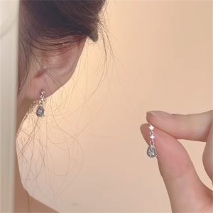 Elegant Waterdrop Earrings Womens No Piercing Mosquito Coil Tray Clip-On Zirconia Ear Studs Fashionable Jewelry Accessories