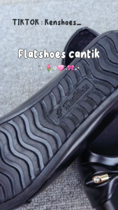 Sepatu Flat Wanita Hitam: Desain Elegan & Nyaman untuk Sehari-hari