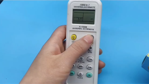 Điều Khiển Máy Lạnh Thông Minh K-1028E- Remote Đa Năng Cho Máy Lạnh K-1028E – Dễ Dùng Đa Chức Năng