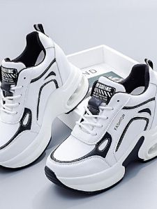 รองเท้าผ้าใบลำลองสำหรับผู้หญิง ทรงสูง ส้นหนา รองเท้าวิ่งแบบลำลอง รองเท้าเดินป่า กันลื่น ฤดูใบไม้ผลิและฤดูใบไม้ร่วง รองเท้าผ้าใบสไตล์เกาหลี