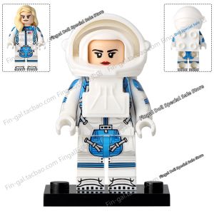 Astronaut Themed Building Block Figure Toy