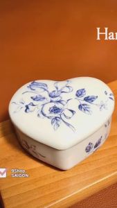 [Hàng Hiếm Japan Limited] 01 Chiếc Hộp Bằng Sứ Hand Made Hoa Hồng Xanh Siêu Xinh