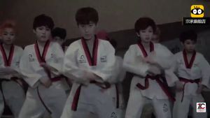 LUXA WTF Taekwondo Clothes Kid Adult Karate Suit Taekwondo Uniform Karate Clothes