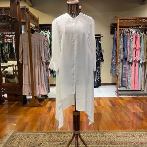 Obliq Tunik Viscos by Dian Pelangi LIMITED EDITION Blouse Baju Atasan Blus Viscos Outfit Formal Kerja Kantor Pesta Pernikahan Kondangan Lebaran Wanita Hijaber Cantik Anggun Modis Modern Simple Elegan Mewah Model Korea Terbaru Motif Dobby Polos Kekinian