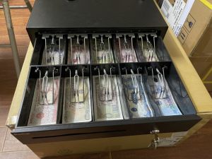 Két Thu Ngân Ngăn Kéo Đựng Tiền Thu Ngân Cỡ Lớn 10 Ngăn Kẹp RC408  siêu rẻ siêu bền  kim loại chống ghỉ