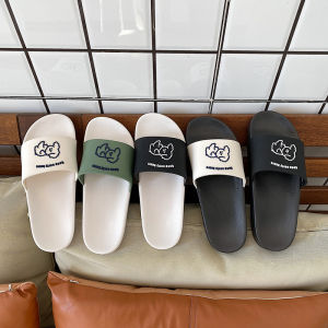 รองเท้าแตะผู้หญิงแบบสวมสบายสำหรับใส่ในบ้านและกลางแจ้ง ดีไซน์การ์ตูน ป้องกันการลื่น รองเท้าแตะส้นแบนแบบลำลองสำหรับฤดูร้อน