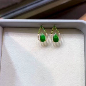 Montagne Jewelry 18k Pure Gold earring for women Gem Inset Design Fine Jewellery 15.7x9.1mm Natural Grade A Green Jade Earring Stud Earrings