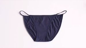 U-2230 กางเกงในไร้ขอบทรงบิกี่นี่