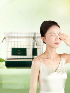 AMORTALS | Face-friendly Moisturizing Stretchable Makeup Remover Cotton Pads