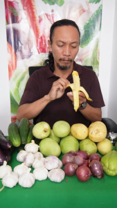 SukiGrocer Banana Lakatan Ripe 0.9-1kg [Saging]