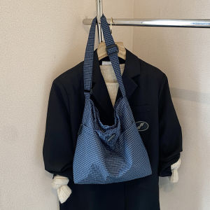 Casual Large Canvas Shoulder Bag Womens Fashionable Tote Bag Commuter Class Crossbody Bag Medium Capacity Zipper Closure