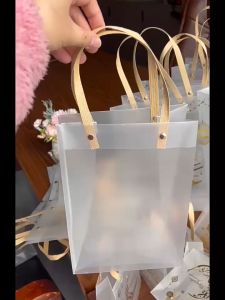 TAS HADIAH TAS TANGAN PLASTIC BAG TRANSPARANT BENING TAS MIKA SOUVENIR POLOS GOODIE BAG HAMPERS TAS MIKA PP BENING TRANSPARAN TAS KOSMETIK TAS KEMASAN NATAL PLASTIK Tas Mika PP Doff Polos Transparan | Goodie Bag | Tas Hampers | Tas Souvenir Doff Polos