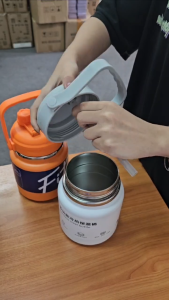 แก้วเก็บอุณหภูมิ กระติกน้ำแสตนเลส เกรด SUS304 ขนาด 2ลิตร/2.5ลิตร กระติกน้ำ แก้วไหญ่ อย่างดี กระติกน้ำแข็ง เก็บความเย็นได้ดีมาก