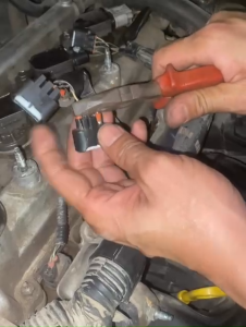 Giắc mobin xe Toyota và Lesus (Vios Hilux Altis Camry Corolla Innova Yaris Fortuner..) loại tốt