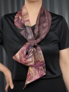 Khăn Choàng Lụa Lông Ngựa Satin in Họa Tiết Mùa Thu Mới Cho Nữ Du Lịch Chống Nắng Đa Năng Khăn Choàng Quanh Vai