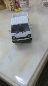 ส่งจากกทม！1:16 Van รถบรรทุกไฟฟ้าบังคับวิทยุ โมเดลรถกระบะ ชาร์จUSB วัสดุพลาสติก ของเล่นสำหรับเด็ก ใช้งานด้วยรีโมท