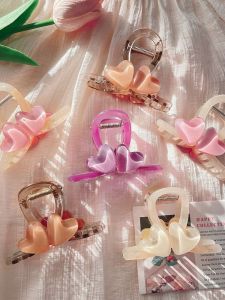 Heart Hair Grip: A 2024 Summer Hair Volume Enhancer