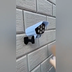 TONYS Solar Simulation Monitoring Light Motion Sensor Outdoor lighting Waterproof IP65 3 Modes for garden courtyard garage with remote control Prevent theft and protect against burglars Support COD
