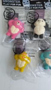 Q-monster Muscle ของเล่นสุนัข ชุดตุ๊กตานักกล้าม ทำจากยางพารา กัดมันส์ เคี้ยวเพลิน มีเสียงร้องเวลากัด ทนทาน