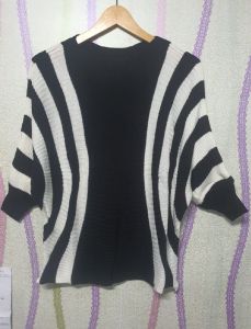 atasan blouse batwing garis