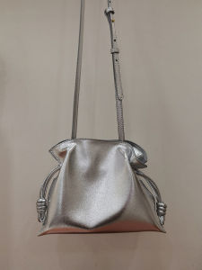 Trendy Soft Leather Bucket Bag Drawstring Dumpling Crossbody Bag Casual Magnetic Buckle Closure Cotton Lining Single Strap