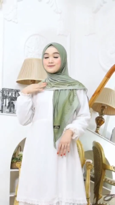 Hijab Katbol Viral - Jilbab Segitiga Instan Daily - Segitiga Gesper Jersey Katbol By LAIKA