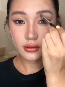 OOO (OUT OF OFFICE) Nose Contour & Face Shading Palette for Asian Skin Tone (Neutral Colors)